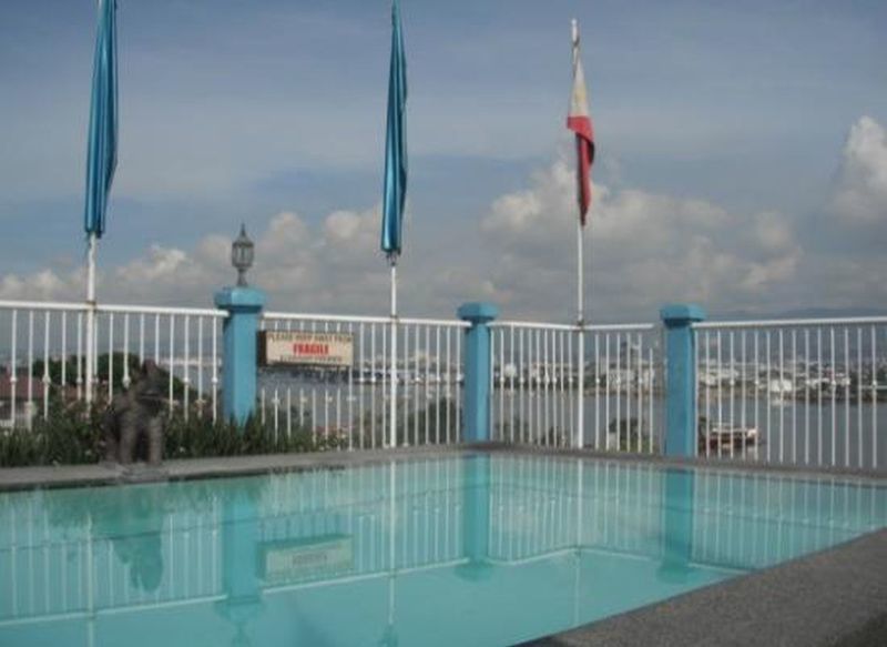 Hotel Cesario Lapu-Lapu City Exterior photo