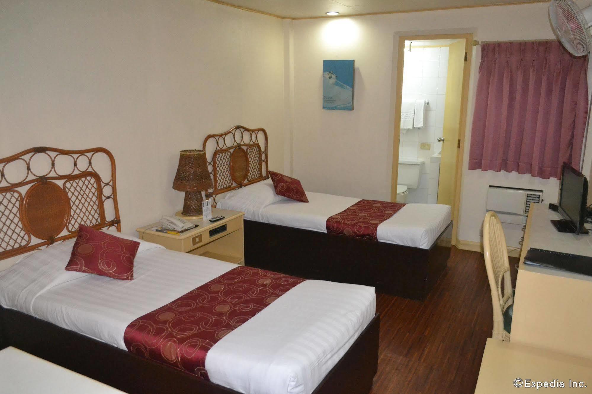 Hotel Cesario Lapu-Lapu City Exterior photo