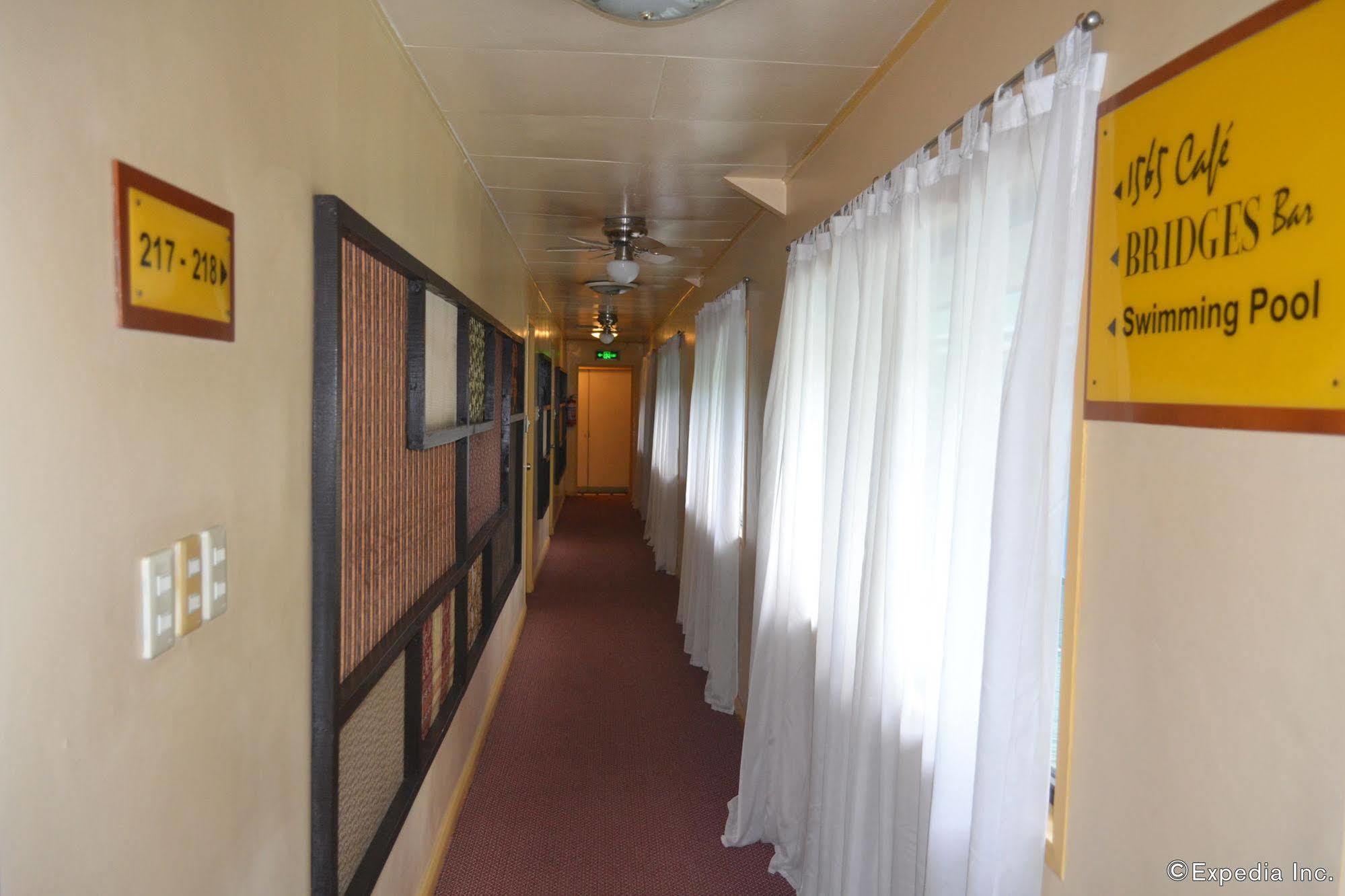 Hotel Cesario Lapu-Lapu City Exterior photo